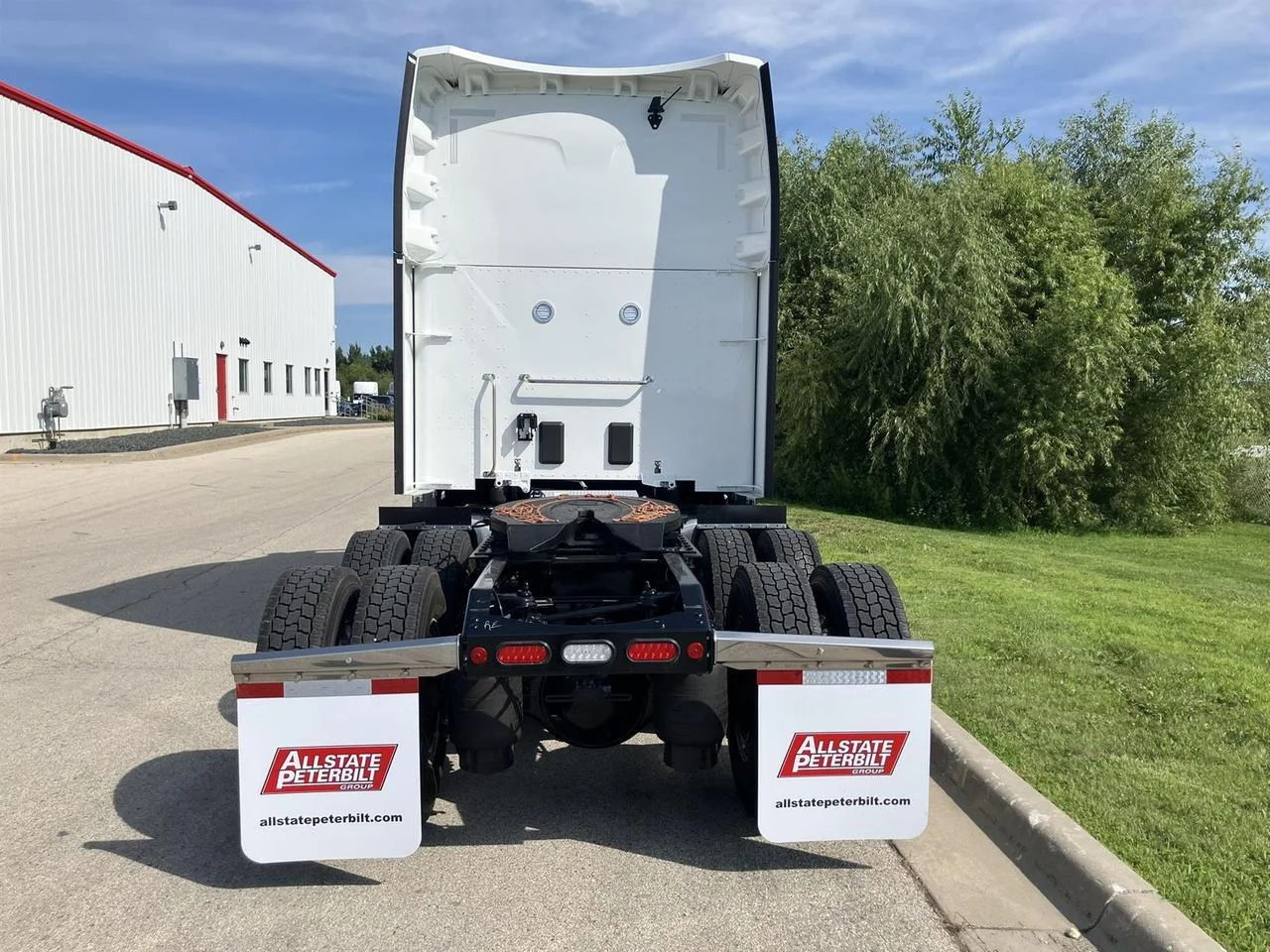2027 Peterbilt 579 in Rochester, MN — photo 5