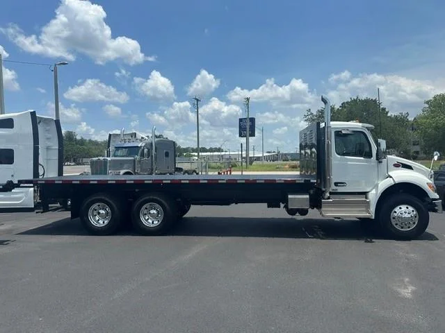 2027 Peterbilt 548 — photo 7