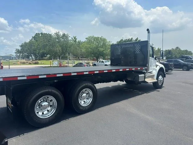 2027 Peterbilt 548 — photo 6