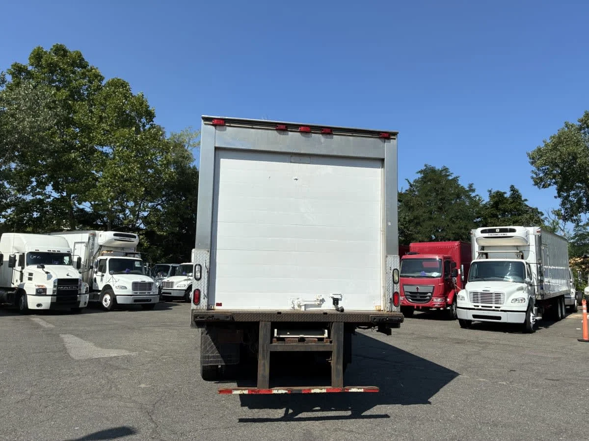 2019 Freightliner M2 106 in Newark, NJ — photo 5