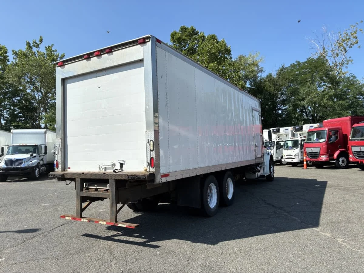 2019 Freightliner M2 106 in Newark, NJ — photo 6