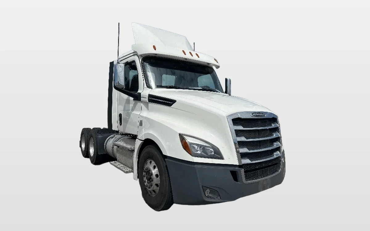 2019 Freightliner - image 1