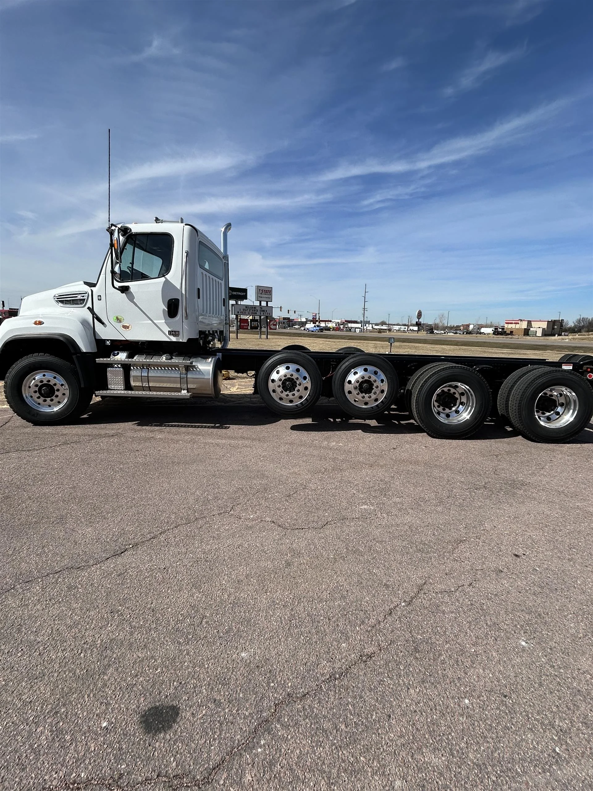 2027 Freightliner 114SD in Sioux Falls, SD — photo 5