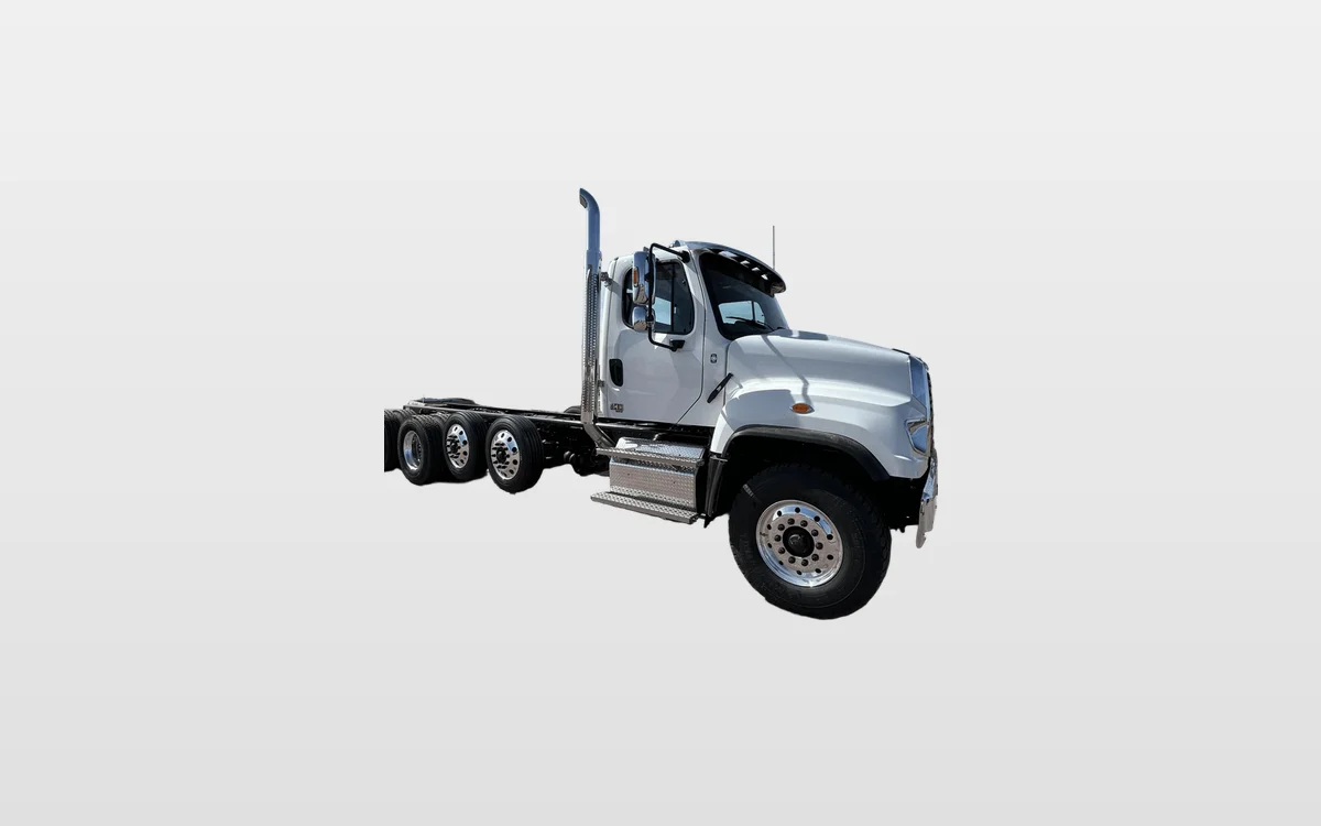 2027 Freightliner 114SD - image 1