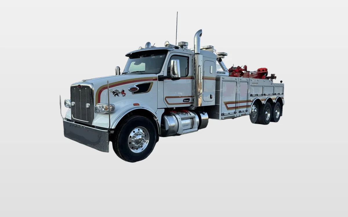 2023 Peterbilt 567 - image 1