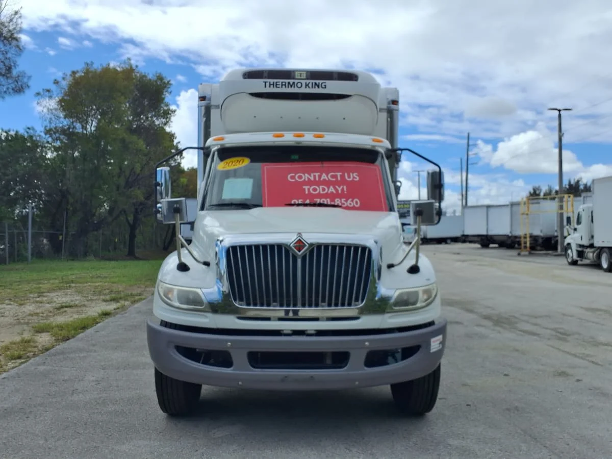 2020 International MV - image 2