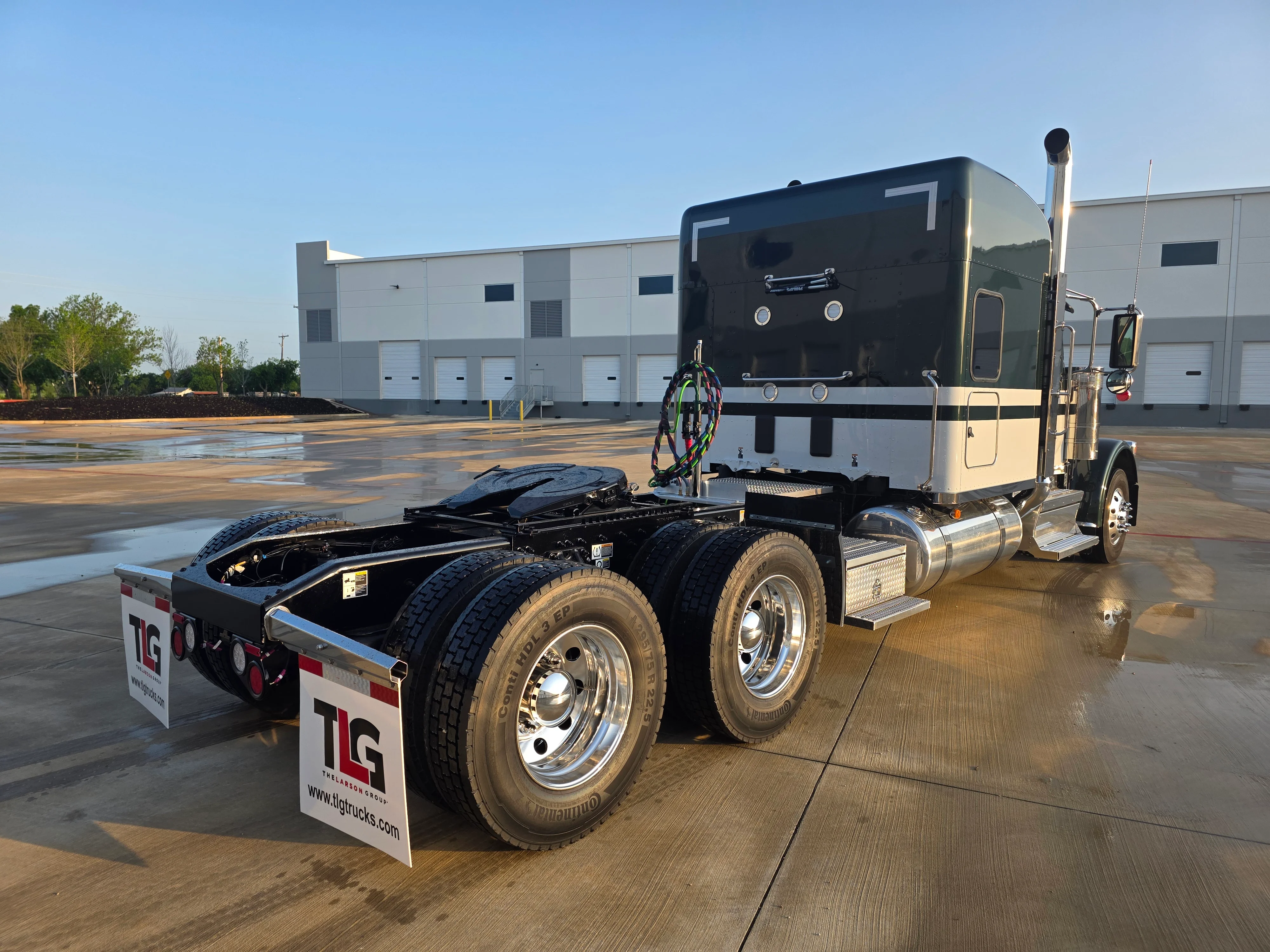 2027 Peterbilt 589 — photo 5