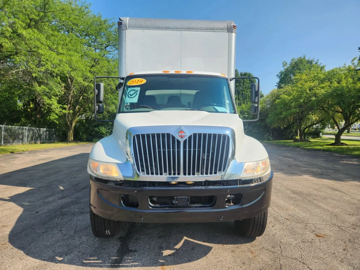 2019 International 4300 in Hilliard, OH — photo 2