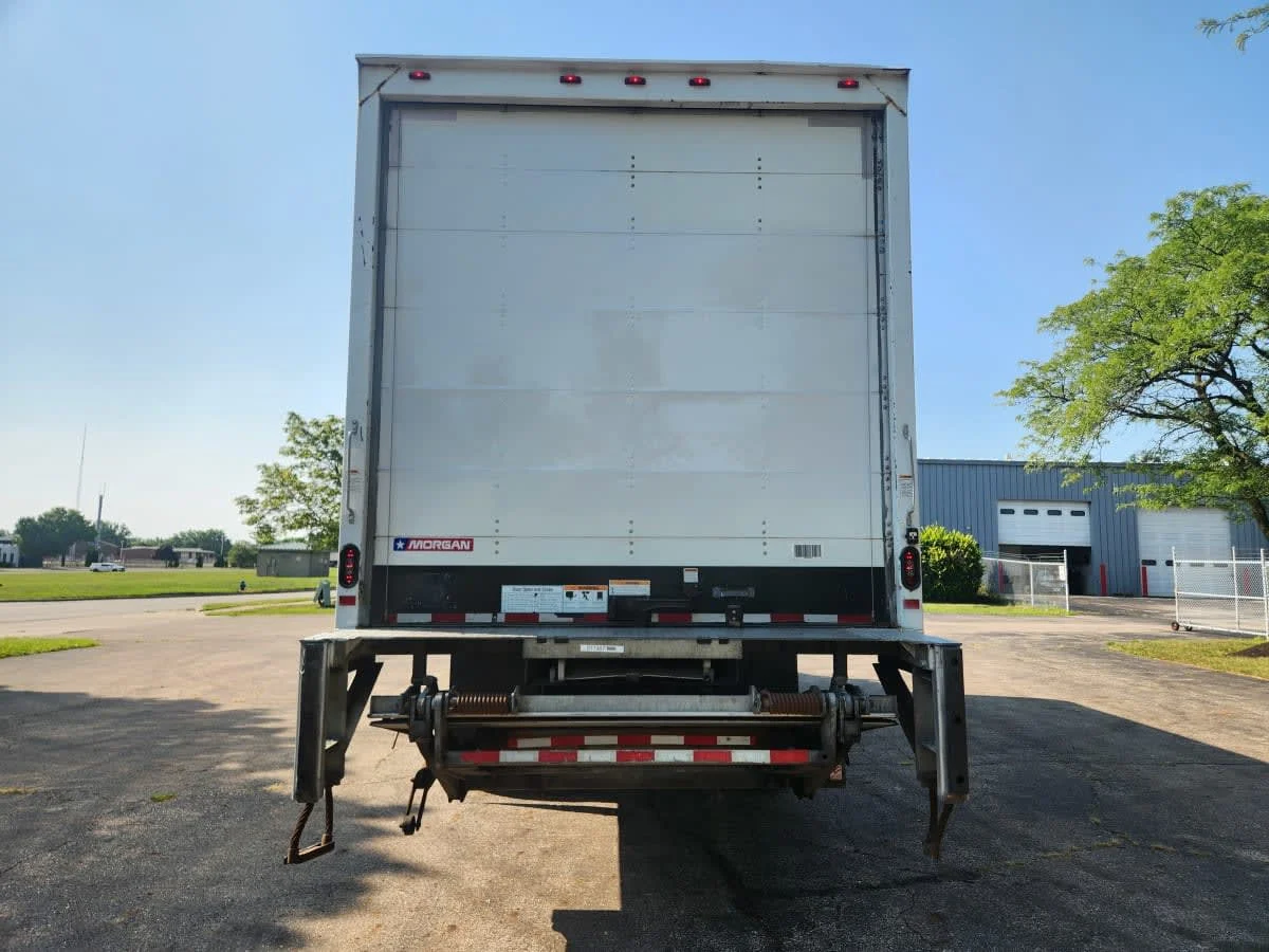 2019 International 4300 in Hilliard, OH — photo 5