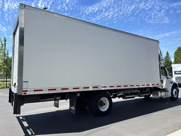 2012 Freightliner in Portland, OR — photo 4