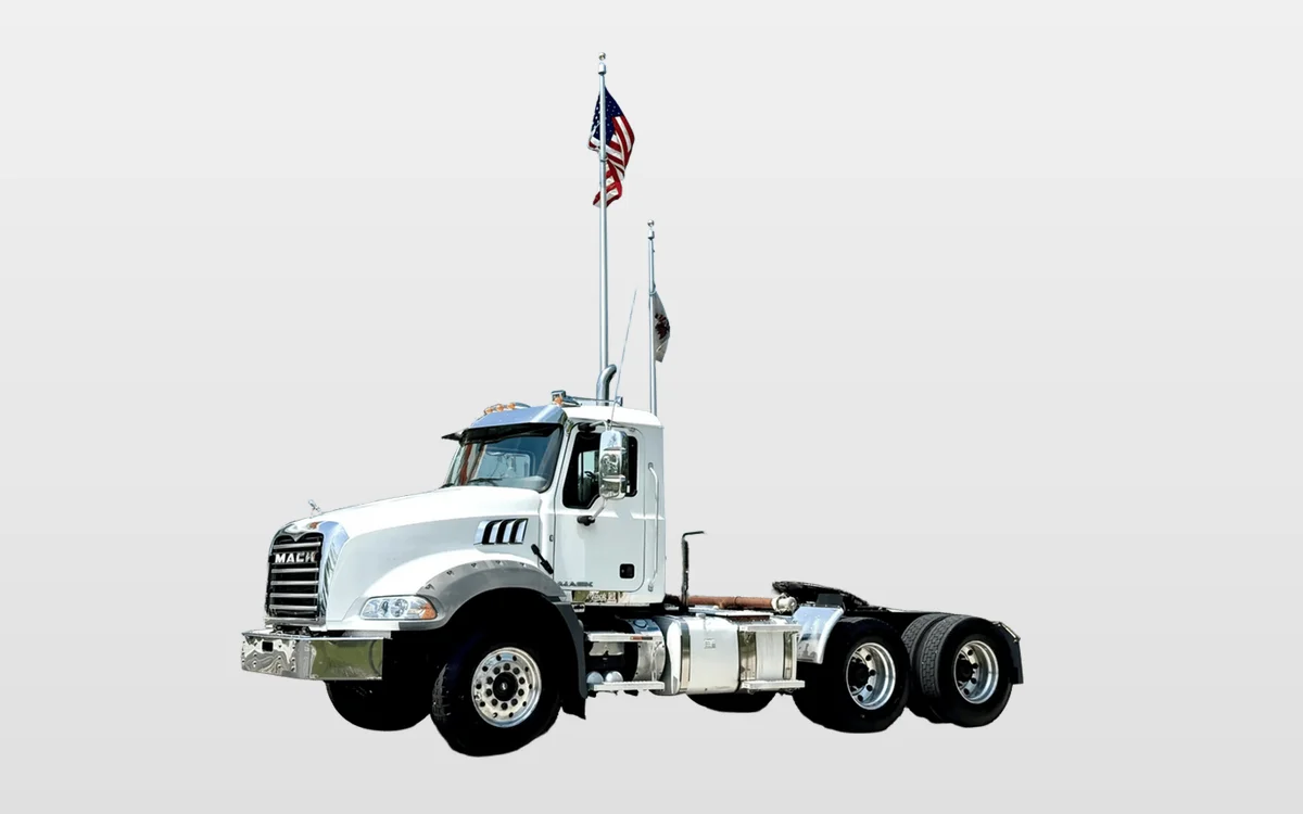 2017 Mack - image 1