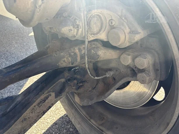 2023 Peterbilt 389 - image 20