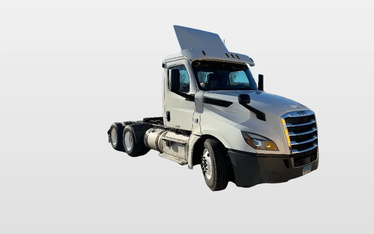 2019 Freightliner - image 1