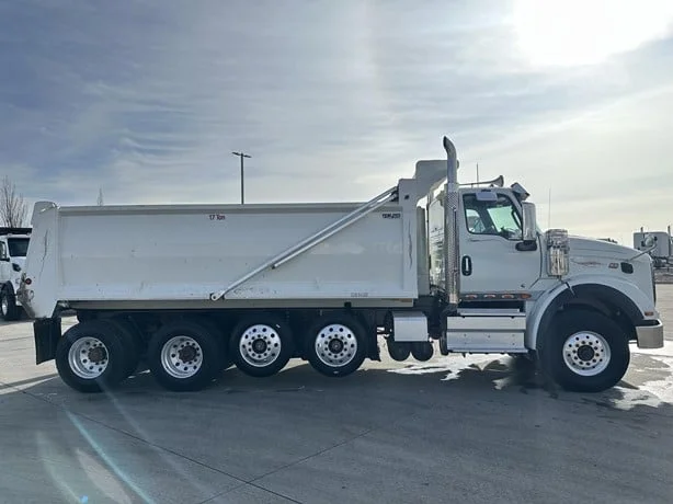 2022 International HX - image 5