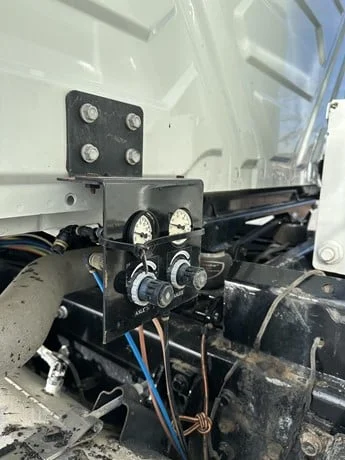 2022 International HX - image 24