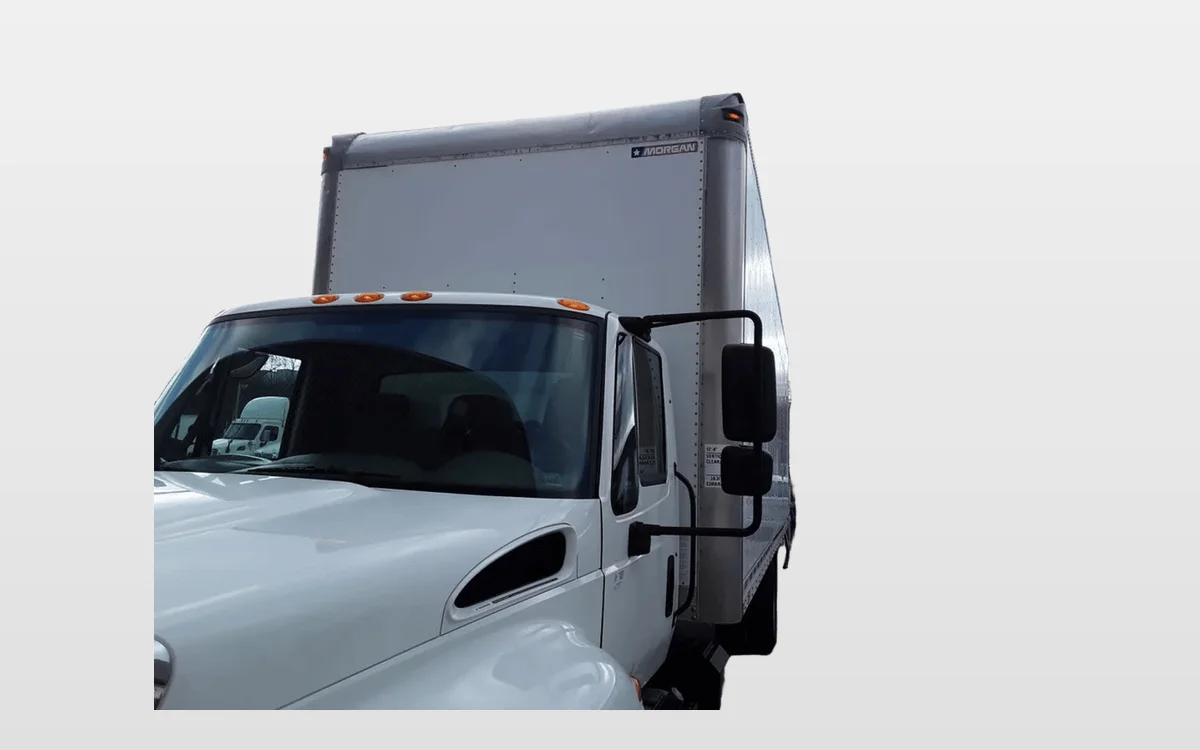 2017 International 4300 - image 1