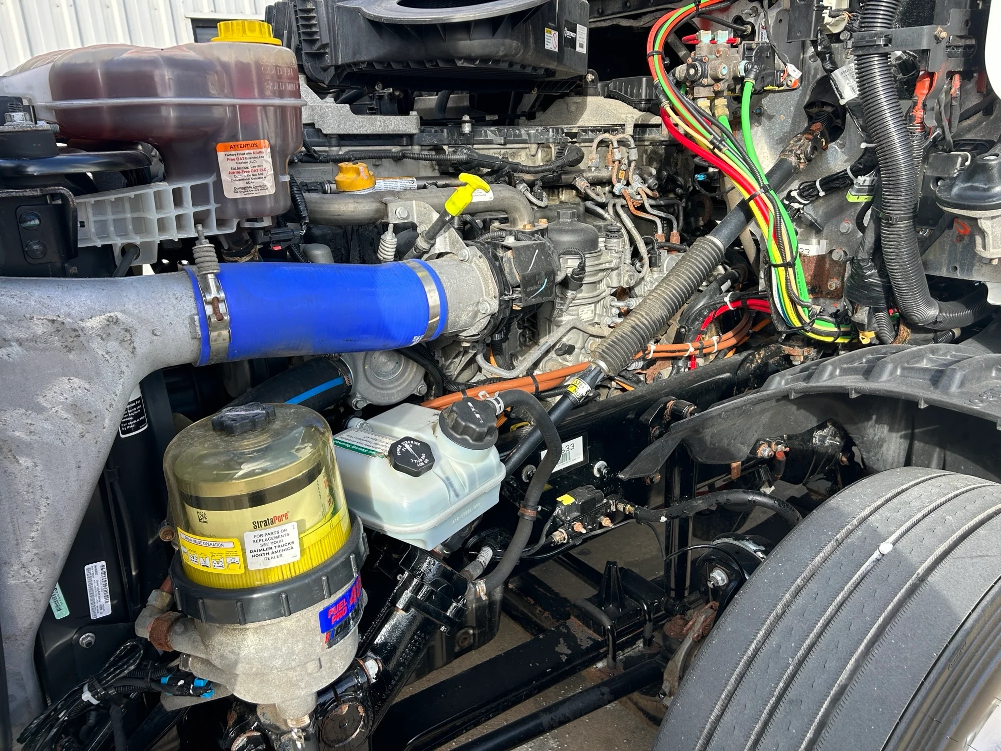 2021 Freightliner Cascadia - image 16