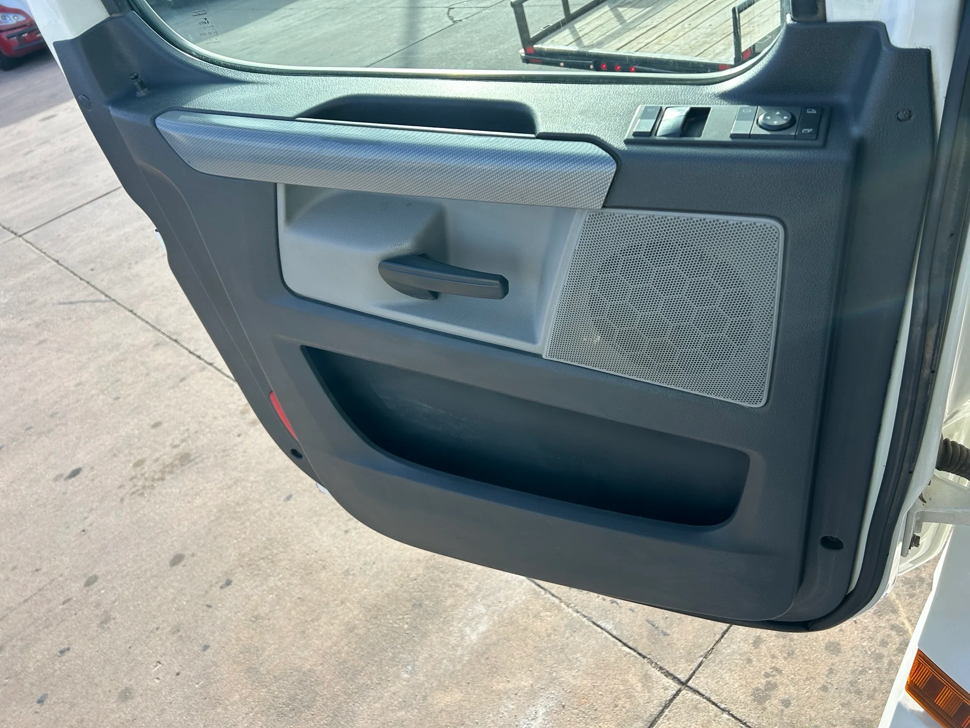 2021 Freightliner Cascadia - image 13