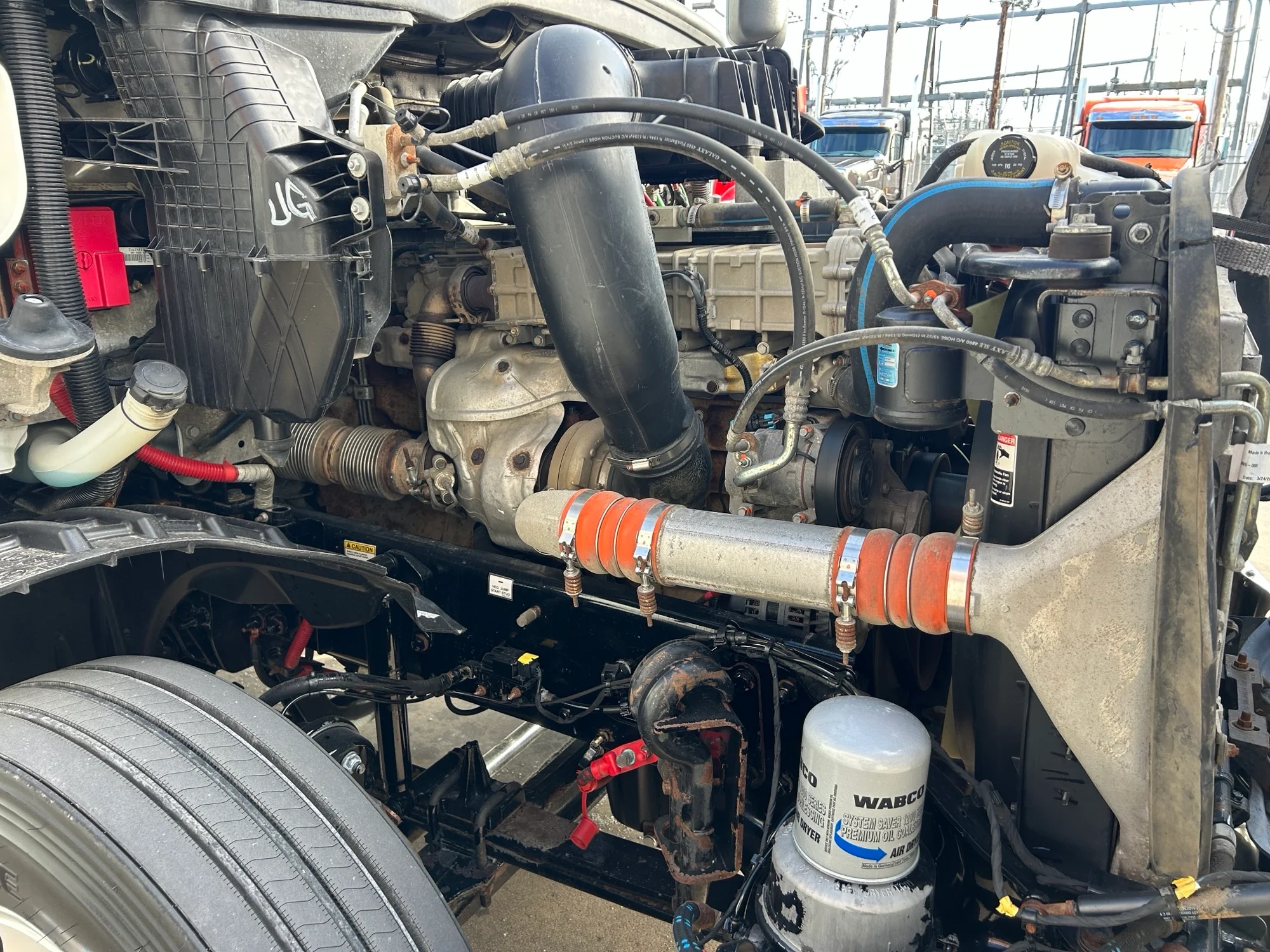 2021 Freightliner Cascadia - image 14