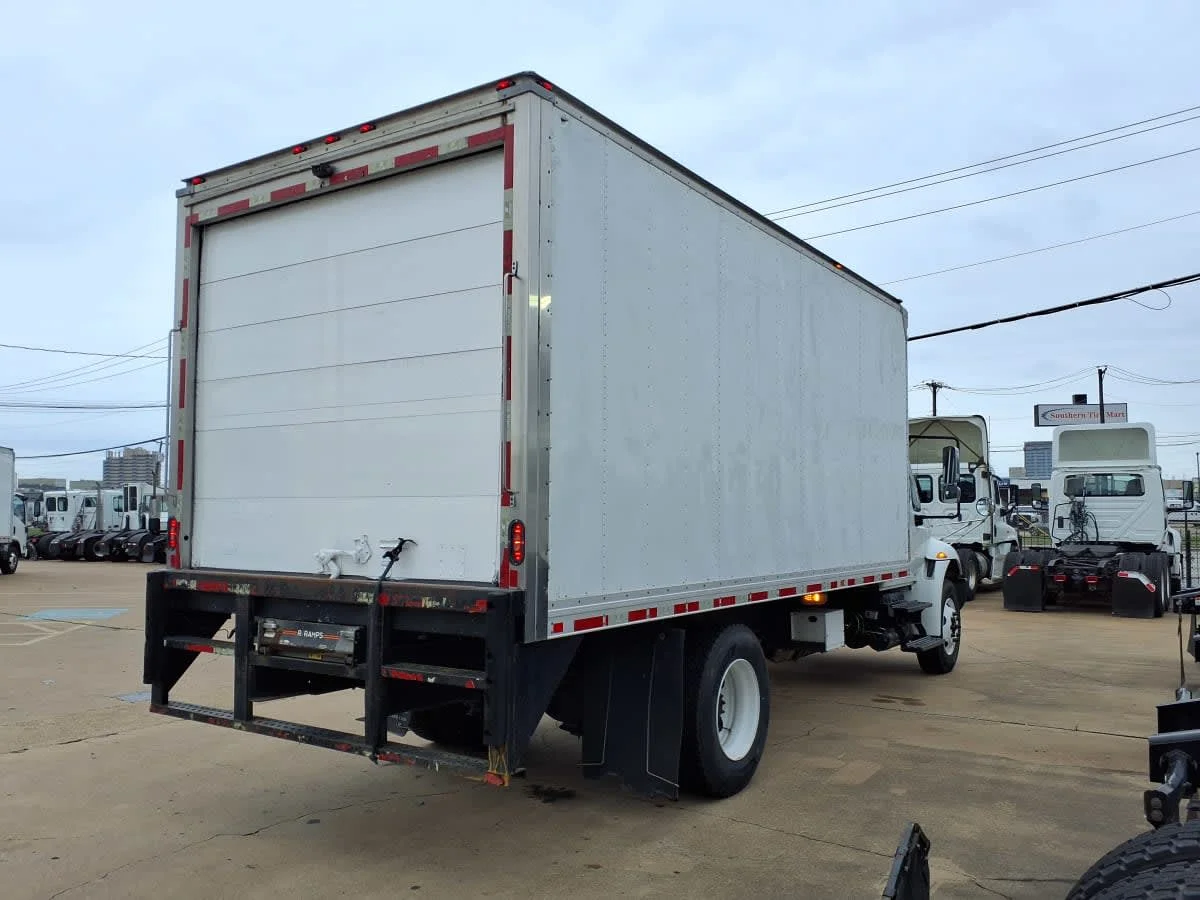 2019 International 4300 in Oklahoma City, OK — photo 4