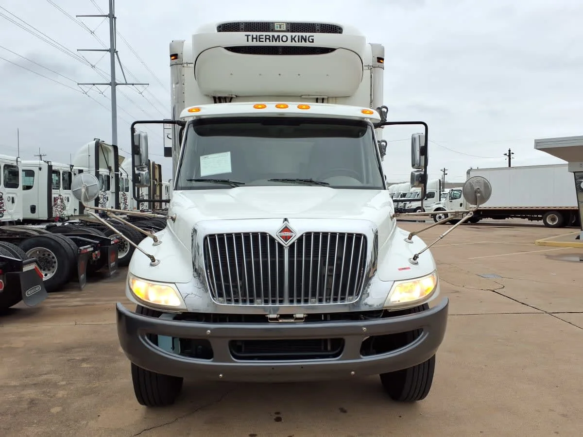 2019 International 4300 in Oklahoma City, OK — photo 2