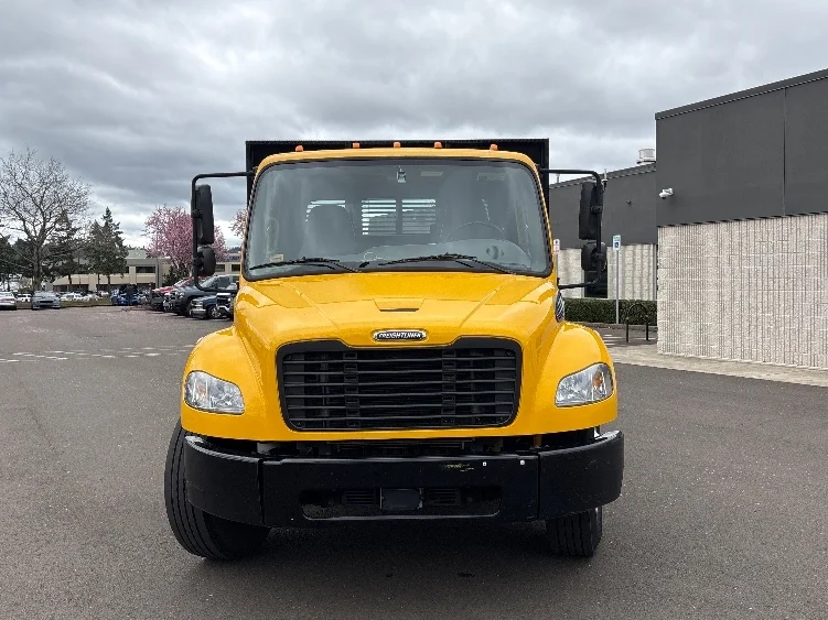 2022 Freightliner M2 106 - image 2