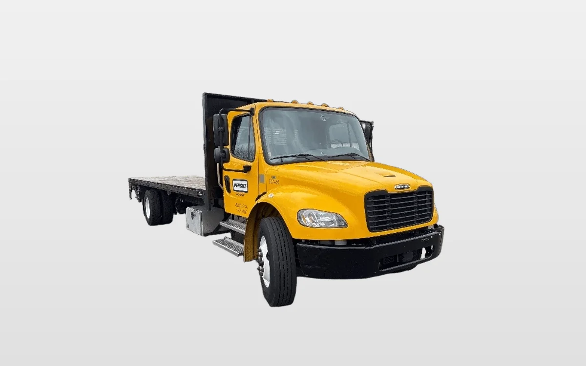 2022 Freightliner M2 106 - image 1