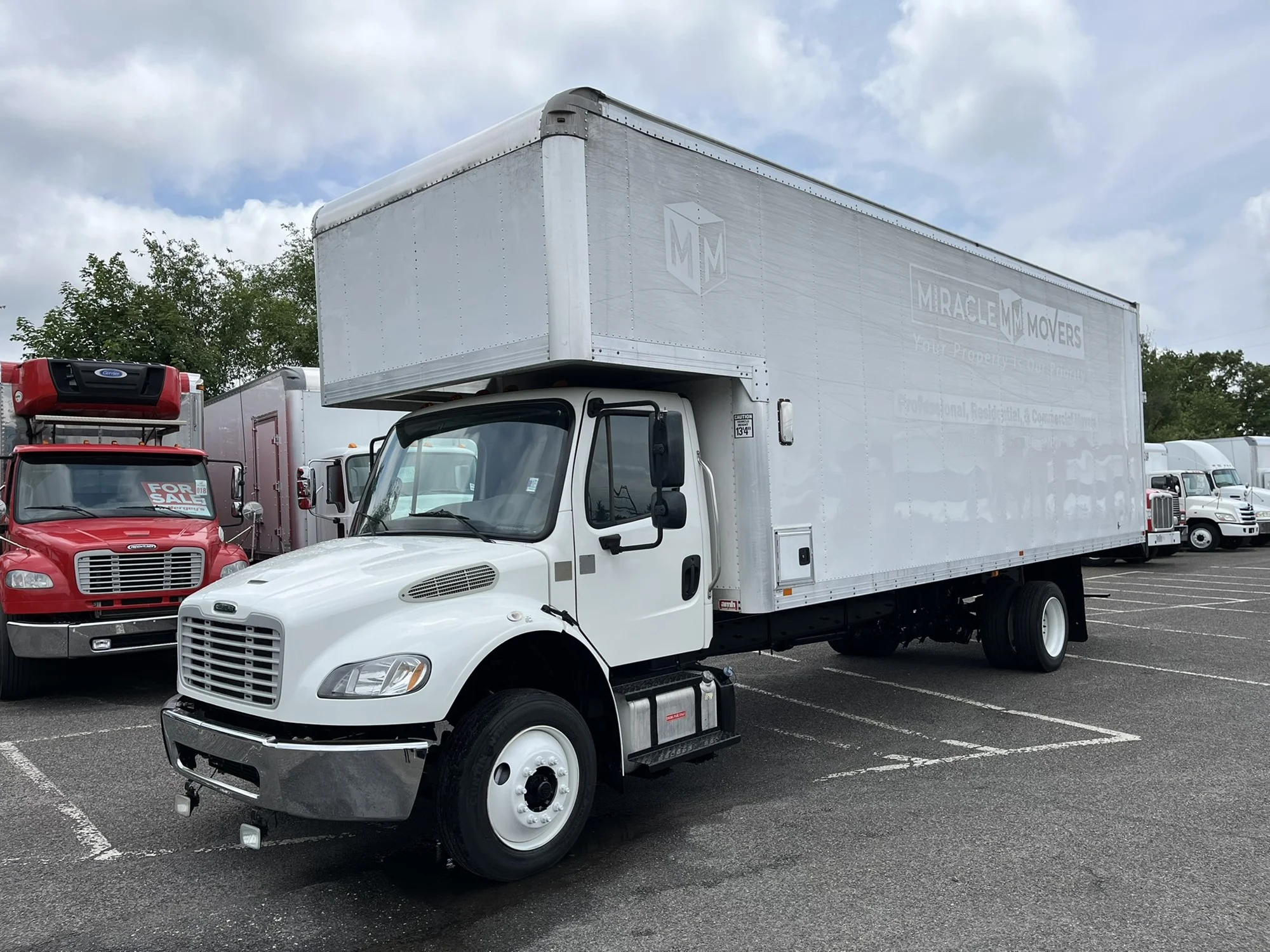 2019 Freightliner M2 106