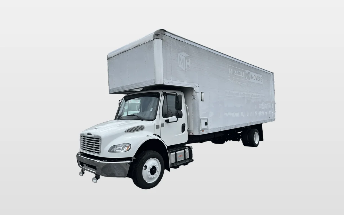 2019 Freightliner M2 106 - image 1