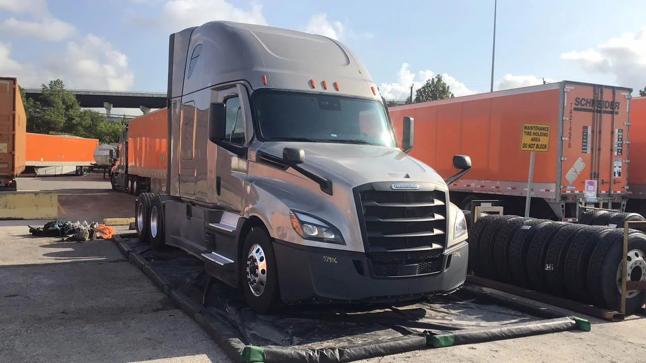 2022 Freightliner Cascadia