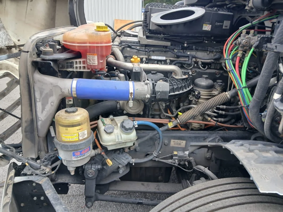 2020 Freightliner Cascadia in Jacksonville, FL — photo 9