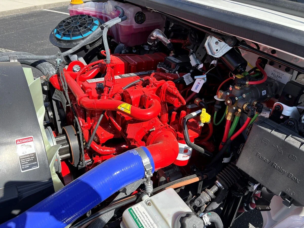 2025 Freightliner M2 106 - image 17