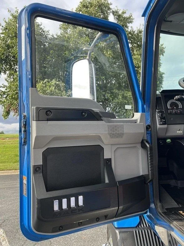 2023 Mack MD - image 9