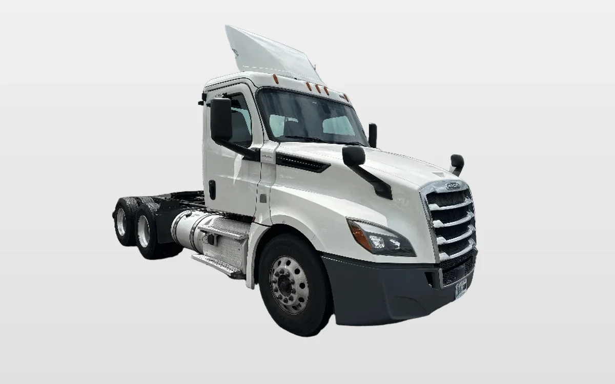2019 Freightliner - image 1