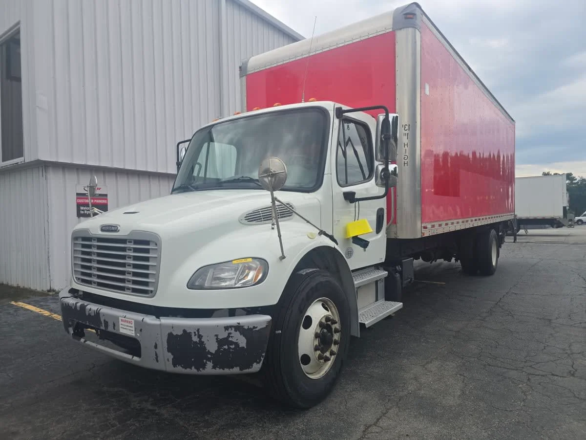 2019 Freightliner M2 106
