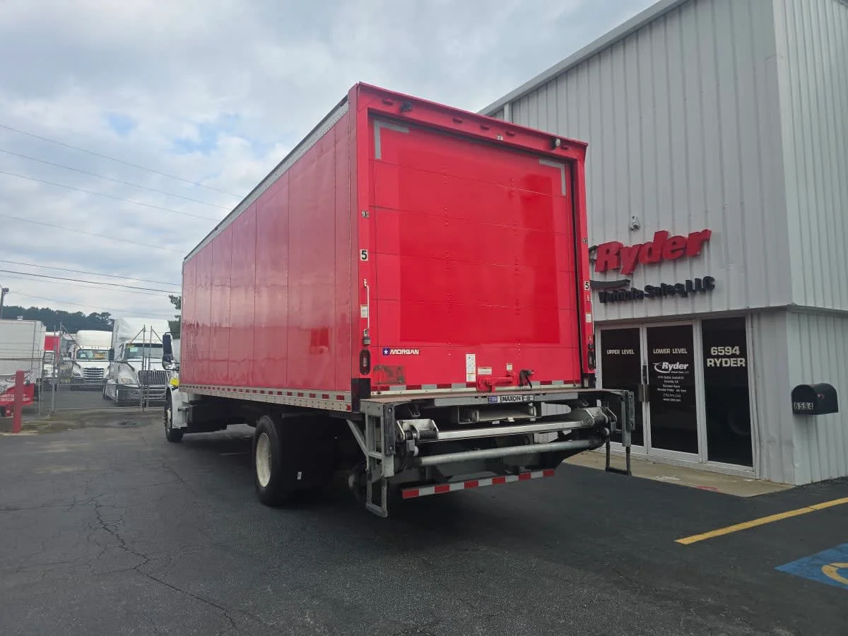 2019 Freightliner M2 106 in Doraville, GA — photo 6