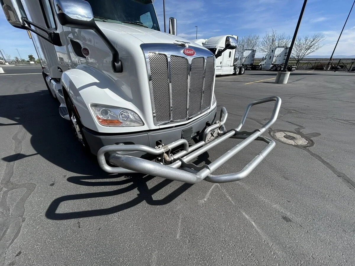 2022 Peterbilt 579 - image 24