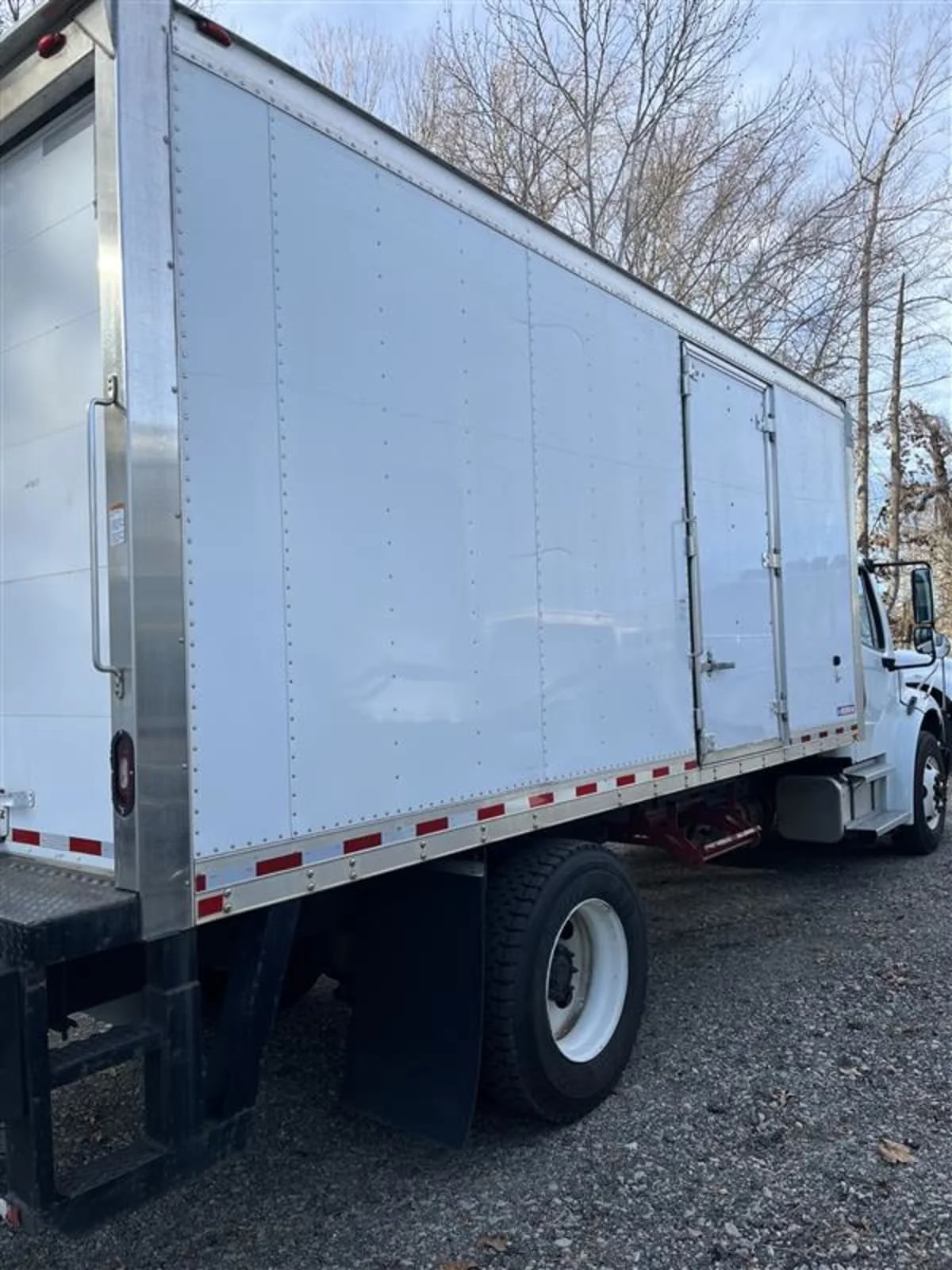 2018 Freightliner M2 106 in Ashland, VA — photo 4