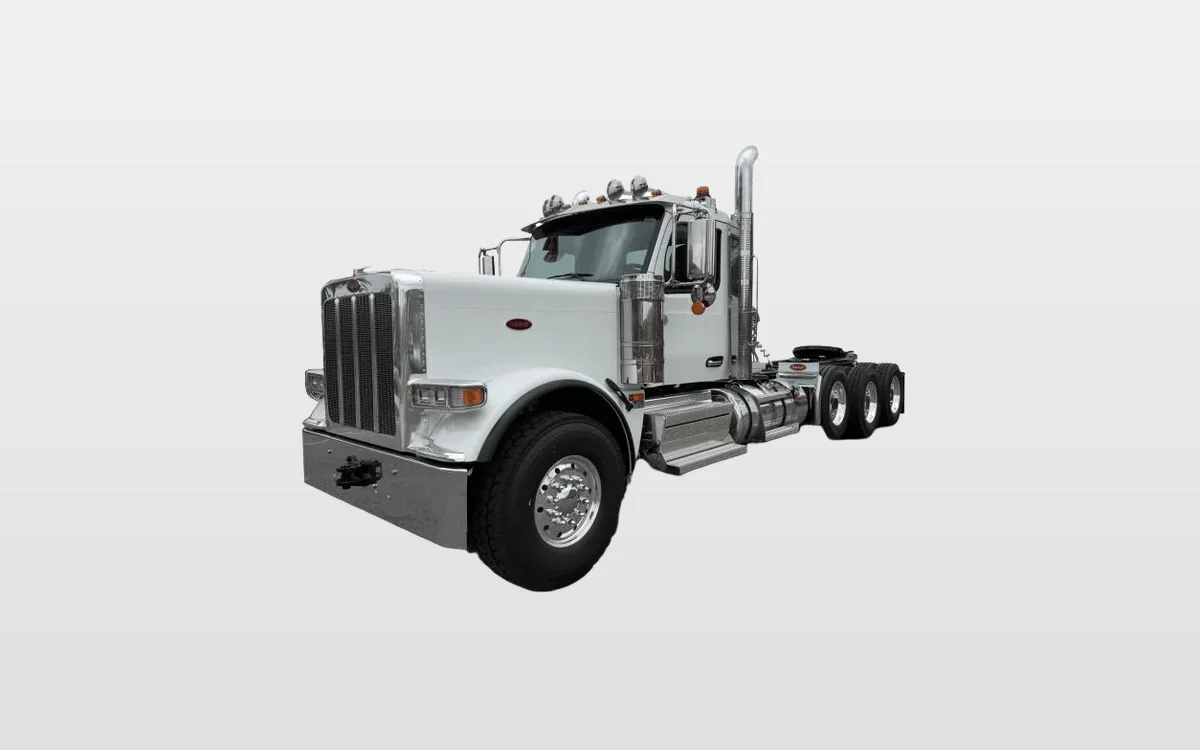 2027 Peterbilt - image 1