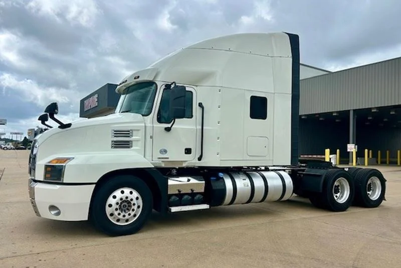 2020 Mack Anthem in Jackson — photo 2
