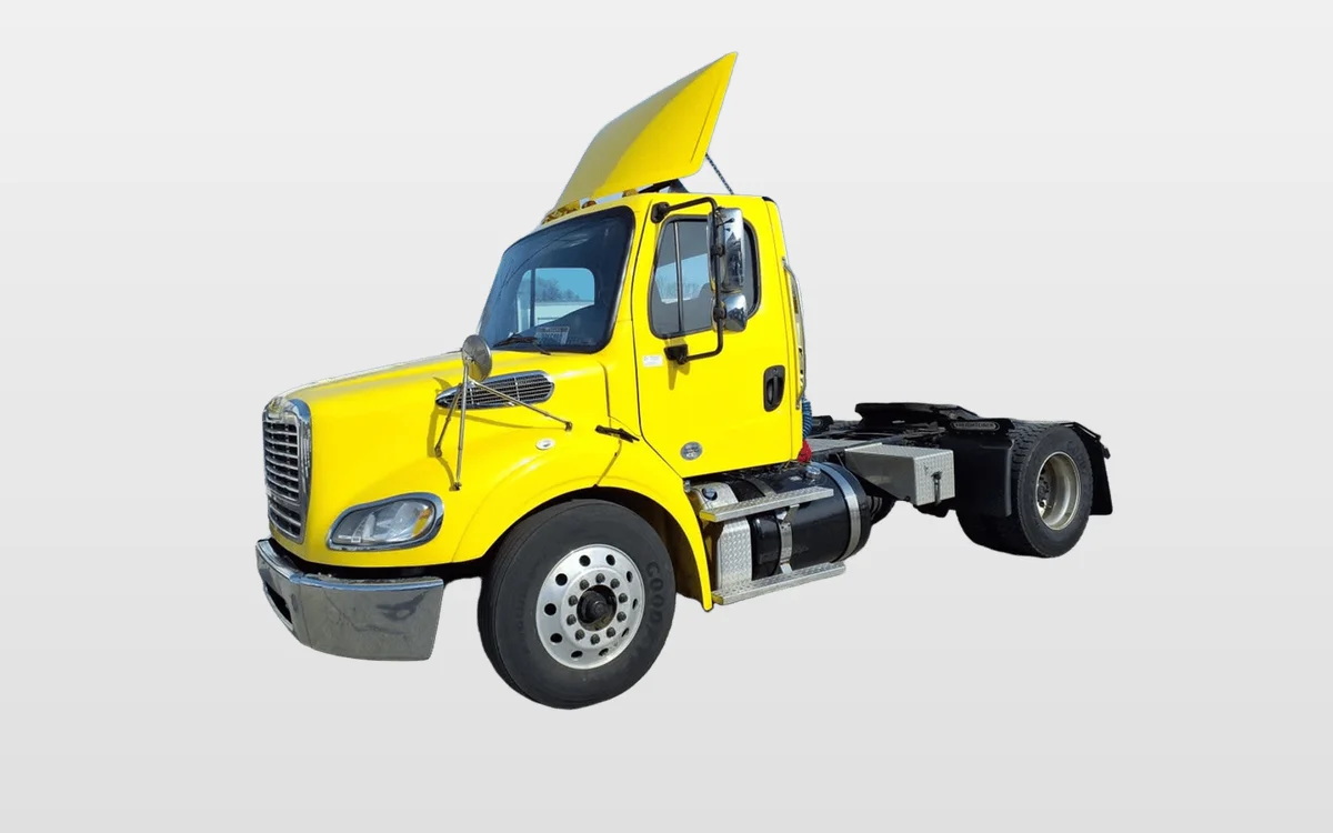 2019 Freightliner M2 112 - image 1