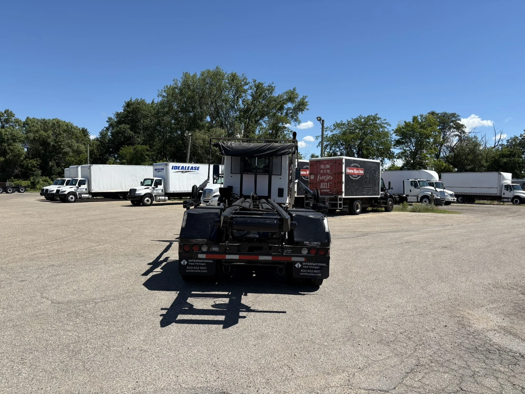 2025 Kenworth T880 in West Michigan International, MI — photo 9