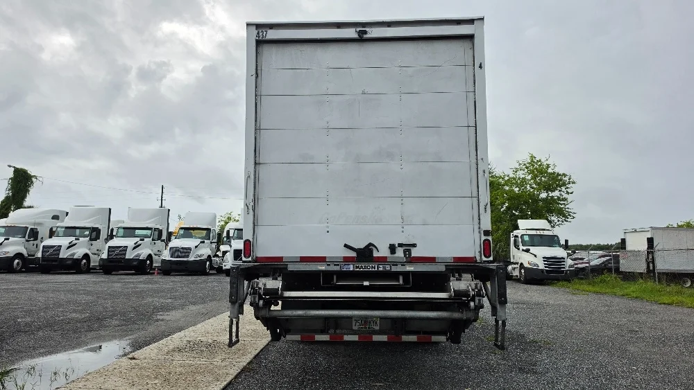 2020 International MV in Ocala, FL — photo 7