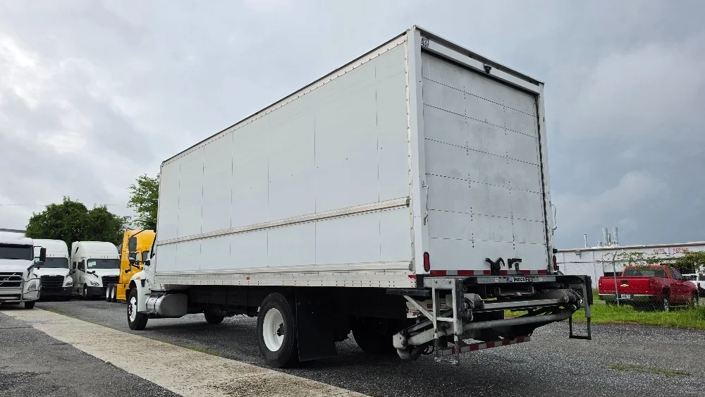 2020 International MV in Ocala, FL — photo 6