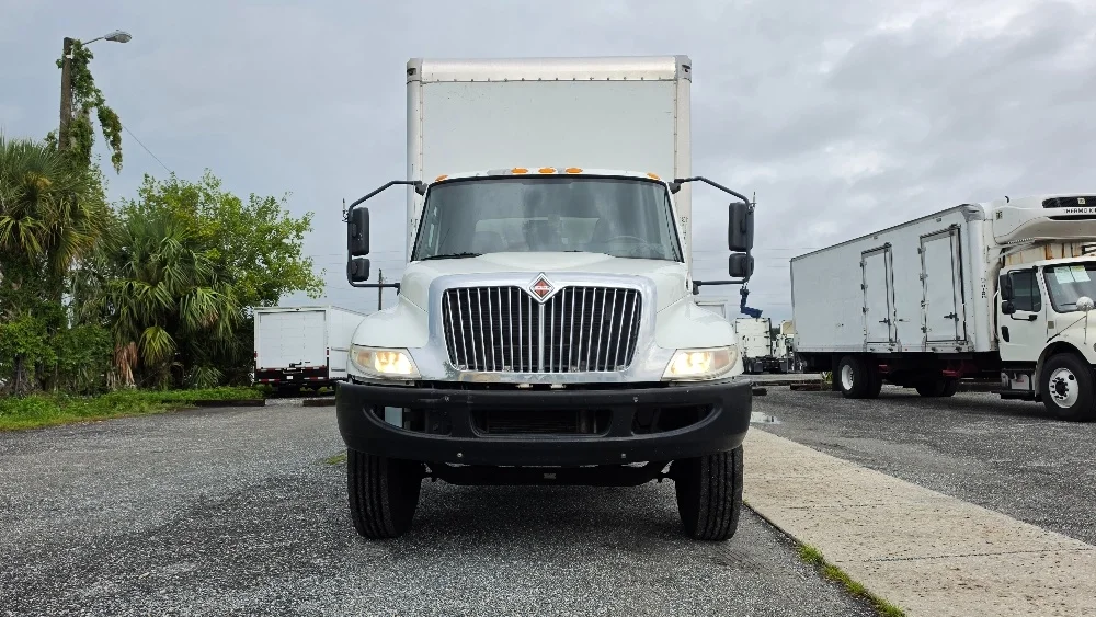 2020 International MV in Ocala, FL — photo 2