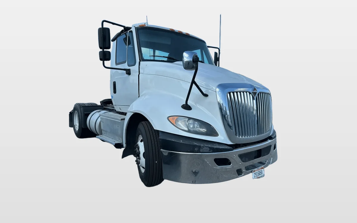 2018 International ProStar - image 1