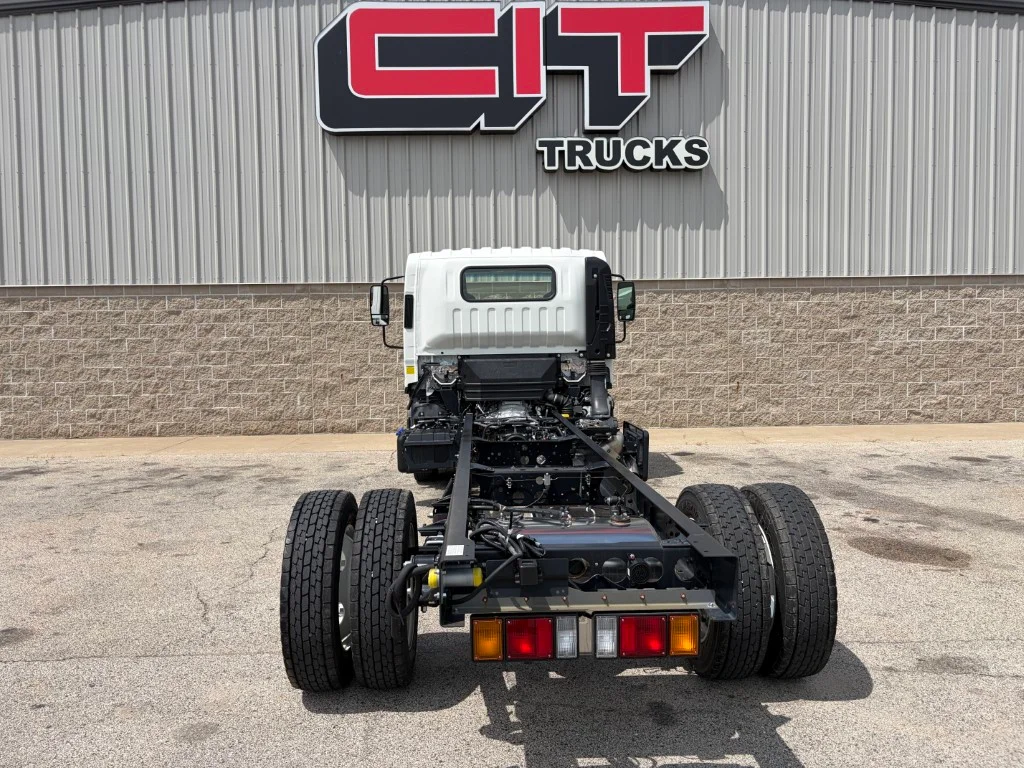 2025 Isuzu NPR in Morton, IL — photo 6