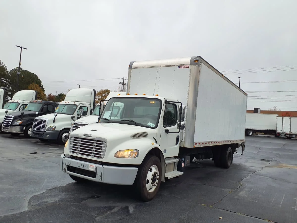 2019 Freightliner M2 106 in Atlanta, GA — photo 3