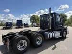 2021 Freightliner Cascadia in MN — photo 28