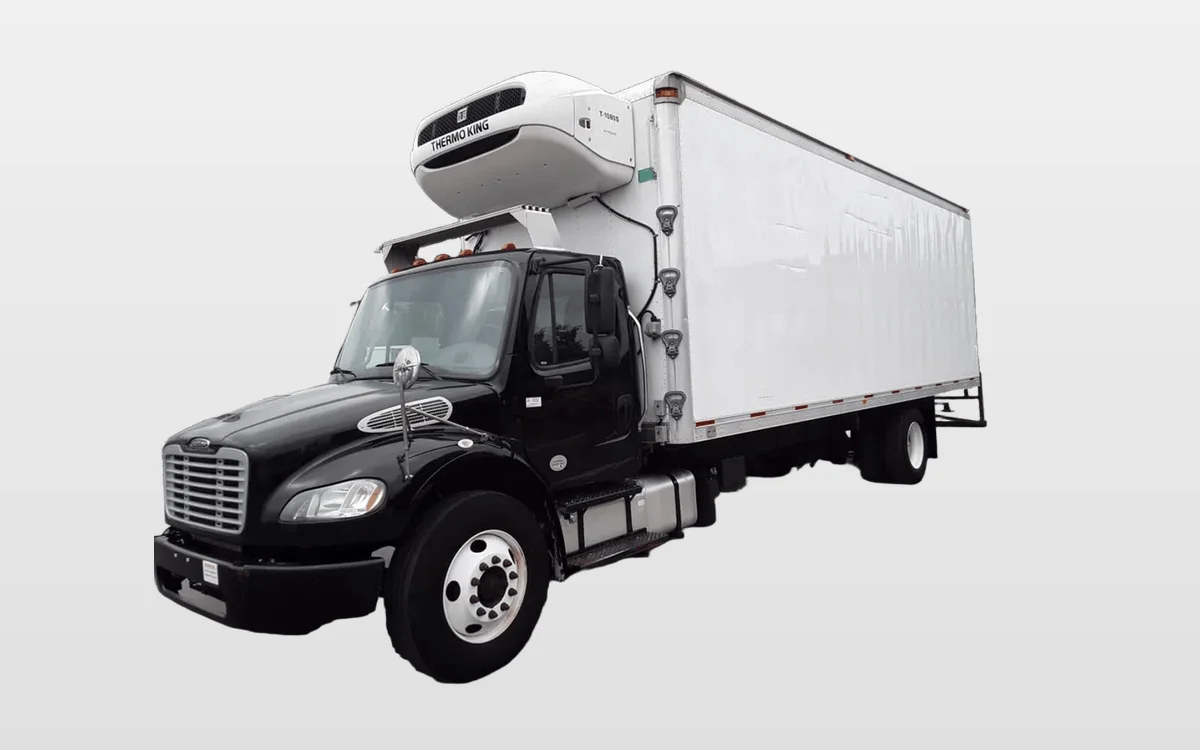 2018 Freightliner M2 106 - image 1